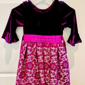 Great evening dress for any occasion.